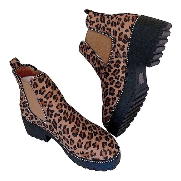 Chelsea Studded Animal Print Leopard Slip-on Platform Lug Booties Size 11 NWT - Picture 8 of 9